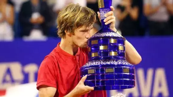 Bsports在线平台-关于赛场新星：他们将引领新一代的风潮的信息