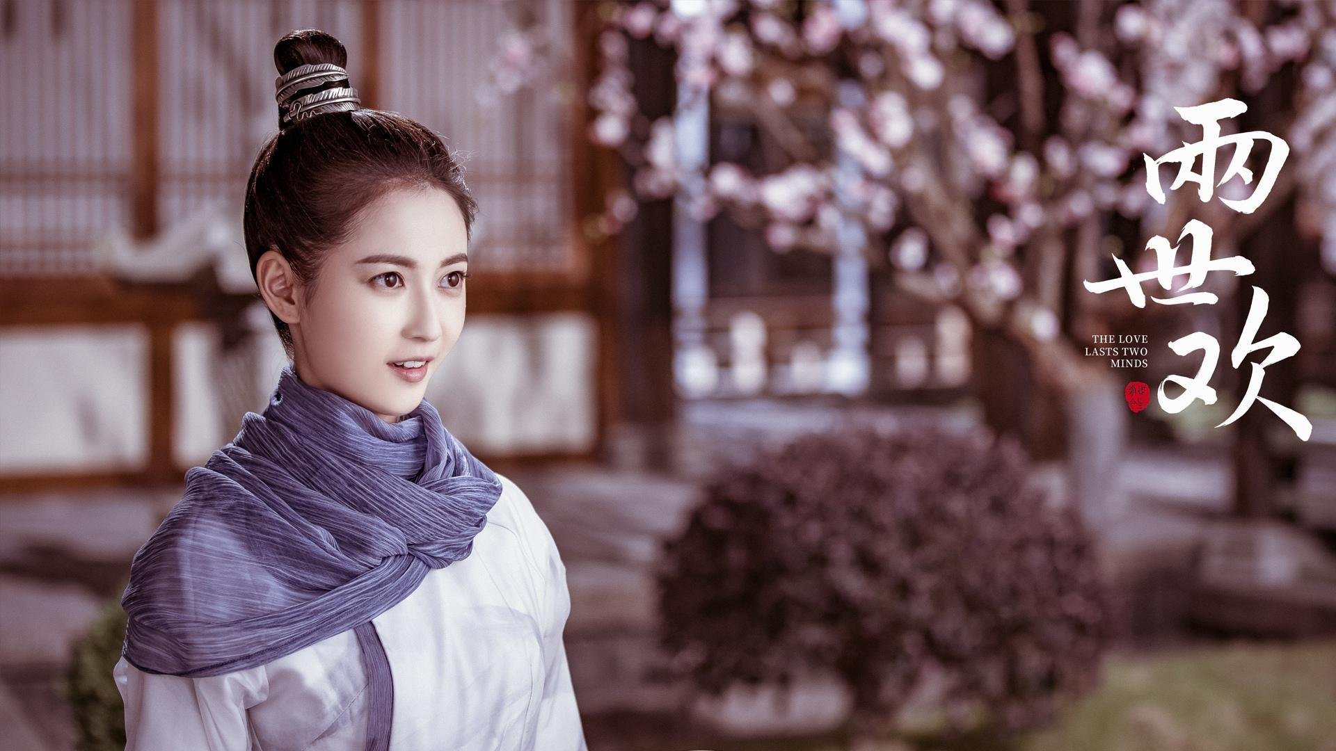 球场“姐妹花”——巾帼不让须眉的欧冠女将风采，欧冠女子