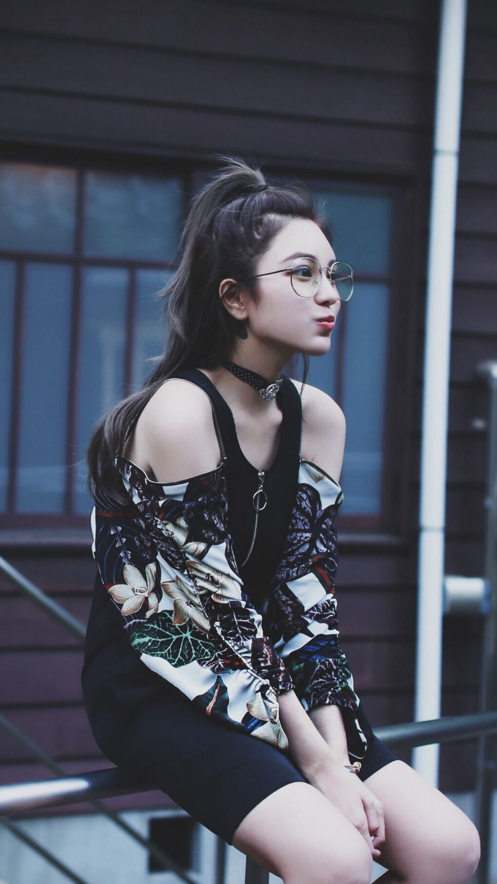 b体育网页版登录入口-艾比·德尔福：南非队后防线的基石，确保球员们发挥稳定，艾比里德尔hp